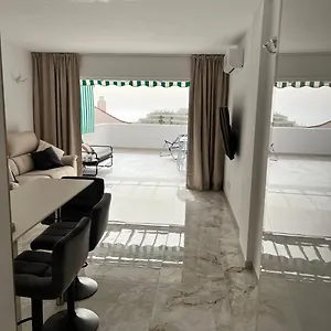 apartment-next-to-3-excellent-beaches-costa-adeje.adeje-hotels.com/